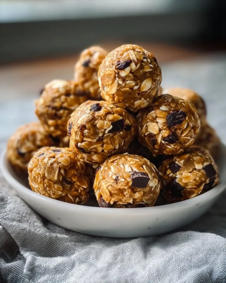 No-bake peanut butter energy bites recipe for healthy snacking